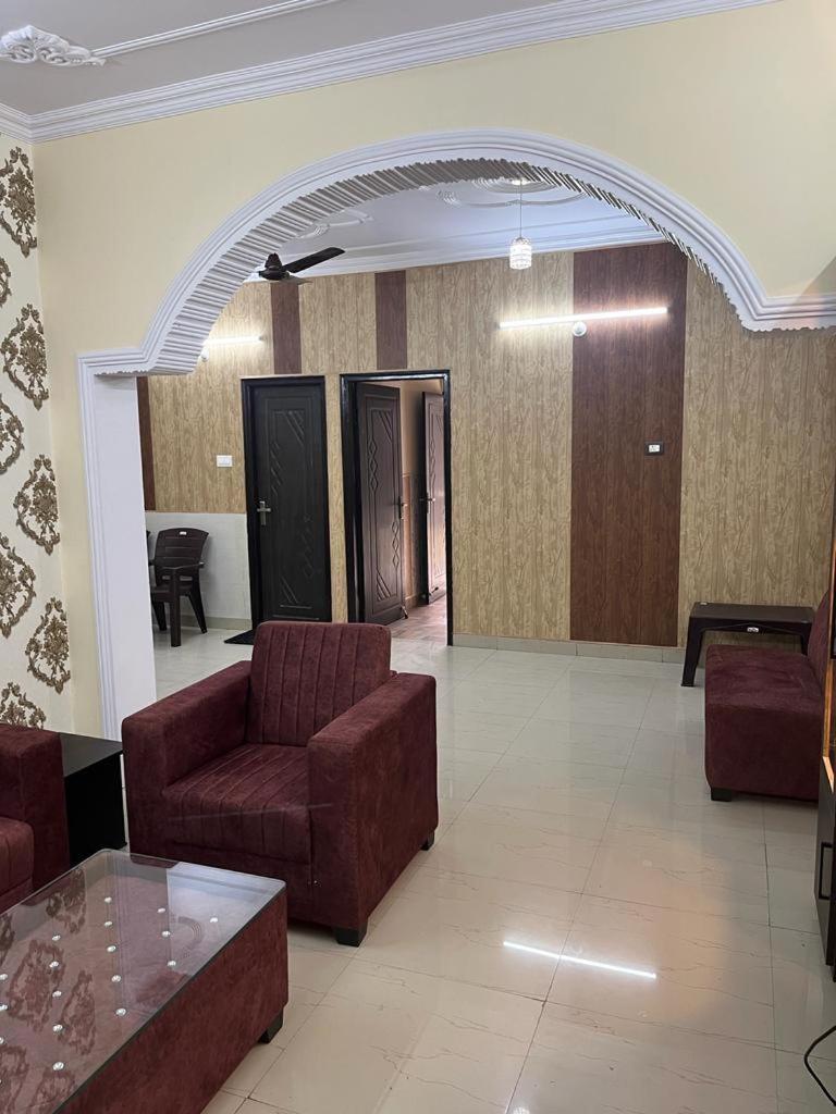 Kashi Anadam Bnb Варанаси Экстерьер фото