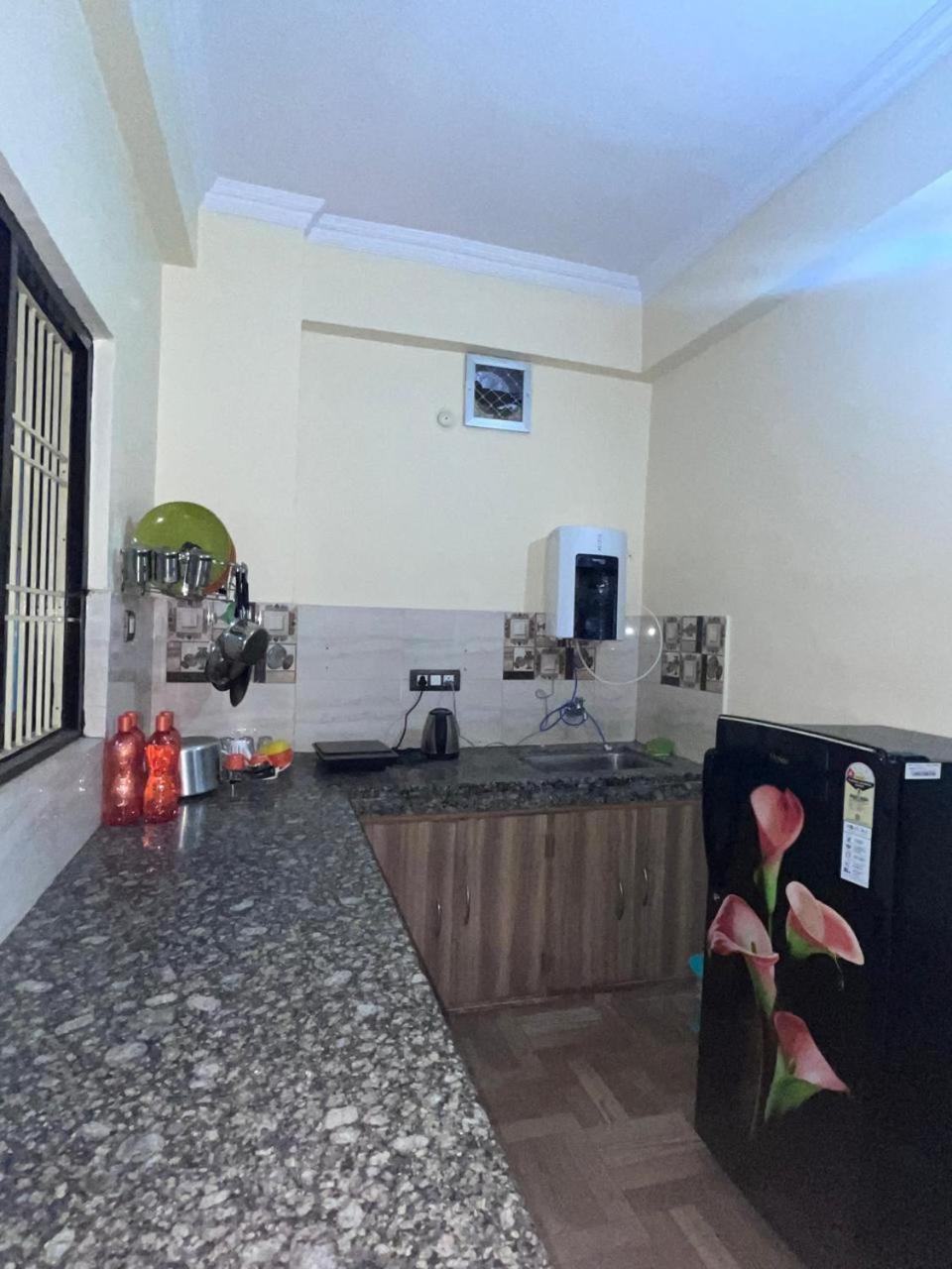 Kashi Anadam Bnb Варанаси Экстерьер фото